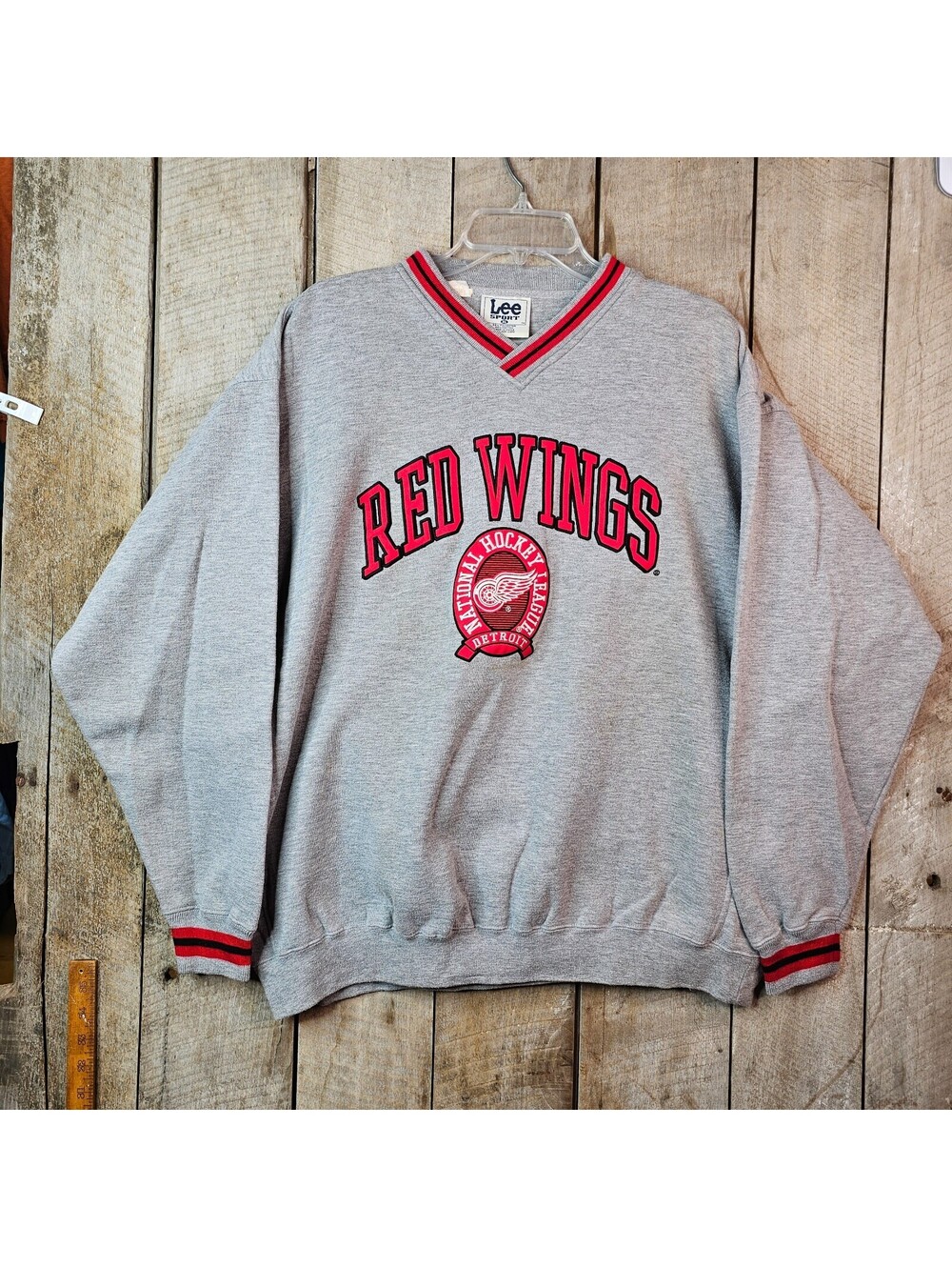 Vintage Detroit Red Wings Lee Sport Sweatshirt Mens XL Gray NHL Crewneck